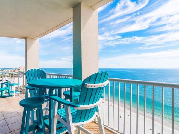 Condo, Multiple Beds, Balcony, Ocean View (#1801 - No Pets) | Outdoor dining
