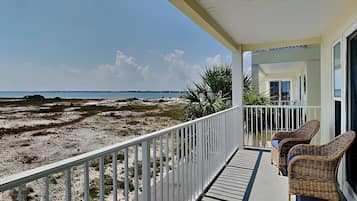 Condo, Multiple Beds, Balcony (#224 - No Pets) | Property grounds