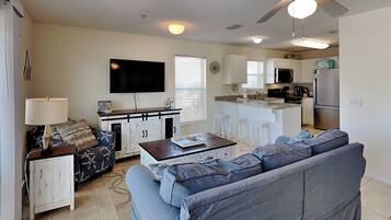 Condo, Multiple Beds, Balcony, Ocean View (#521 - No Pets) | Living area