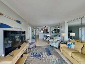 Living area - Ocean Breeze East by Southern Vacation Rentals (Pensacola)