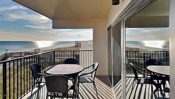 Condo, Multiple Beds, Balcony, Ocean View (#306 - No Pets) | Outdoor dining
