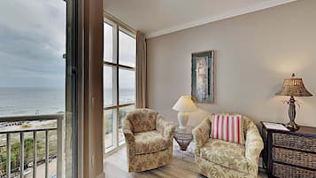 Condo, Multiple Beds, Balcony, Ocean View (#403 - No Pets) | Interior