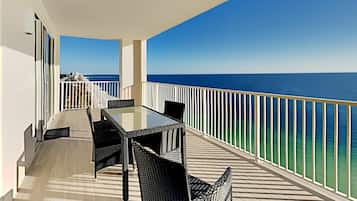 Condo, Multiple Beds, Balcony, Ocean View (#1801 - No Pets) | Property grounds