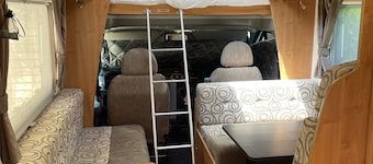 Captivating 2 bed Motorhome in Wareham