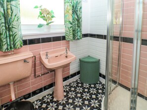 Cottage | Bathroom | Shower - Jasper's Corner (Kingsbridge)