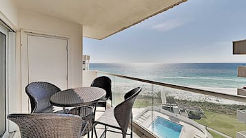 Condo, Multiple Beds, Balcony, Ocean View (#808 East - No Pets) | Outdoor dining