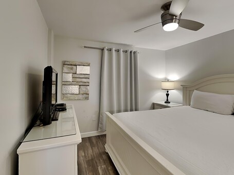 Pelican Beach by Southern Vacation Rentals - Image 101