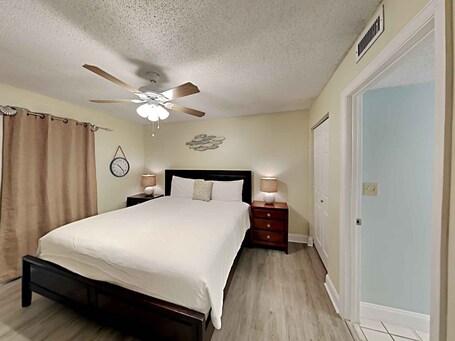 Pelican Beach by Southern Vacation Rentals - Image 96