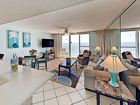 Pelican Beach by Southern Vacation Rentals - Image 59