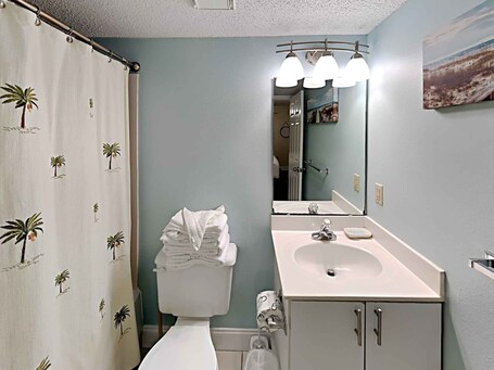 Pelican Beach by Southern Vacation Rentals - Image 8