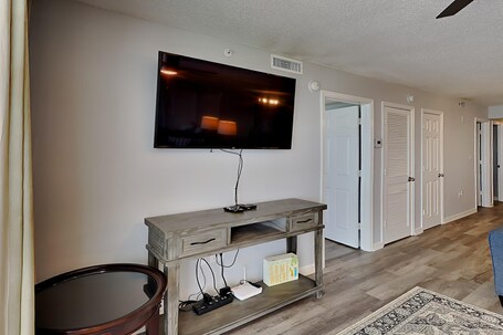 Pelican Beach by Southern Vacation Rentals - Image 19