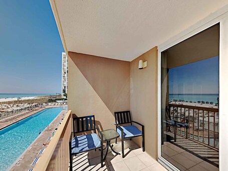 Pelican Beach by Southern Vacation Rentals - Image 4