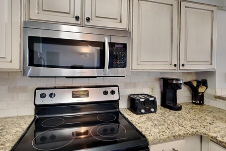 Pelican Beach by Southern Vacation Rentals - Image 65