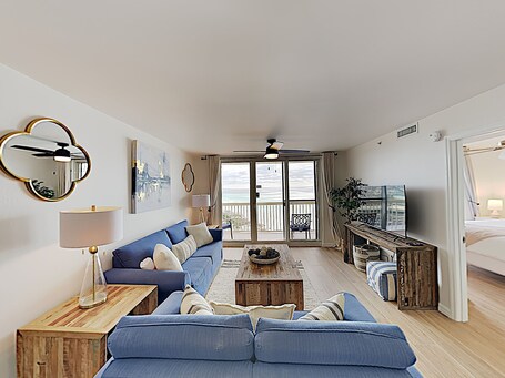 Pelican Beach by Southern Vacation Rentals - Image 6