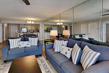 Pelican Beach by Southern Vacation Rentals - Image 58