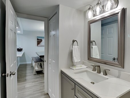 Pelican Beach by Southern Vacation Rentals - Image 31