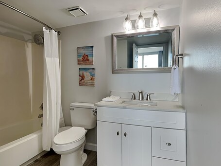 Pelican Beach by Southern Vacation Rentals - Image 81