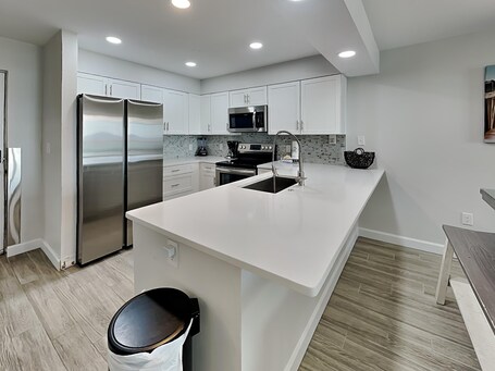Pelican Beach by Southern Vacation Rentals - Image 74
