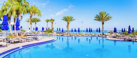 Piscina a l'aire lliure