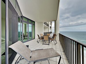 Appart'hôtel, plusieurs lits, balcon, vue océan (#2109 - No Pets) | Enceinte de l’hébergement
