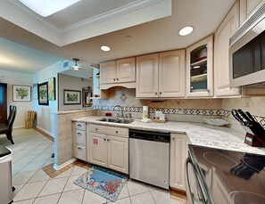 Condo, Multiple Beds, Balcony, Ocean View (#303 - No Pets) | Private kitchen | Fridge, microwave, oven, stovetop - Perdido Towers by Southern Vacation Rentals (Pensacola)