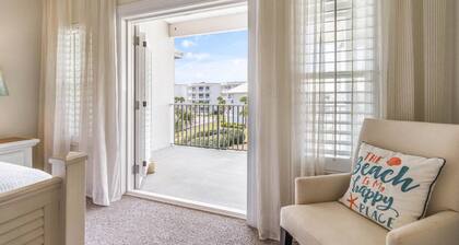 Pavilion Palms by SVR