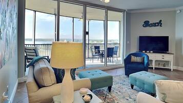 Condo, Multiple Beds, Balcony, Golf View (#705D - No Pets) | Living area