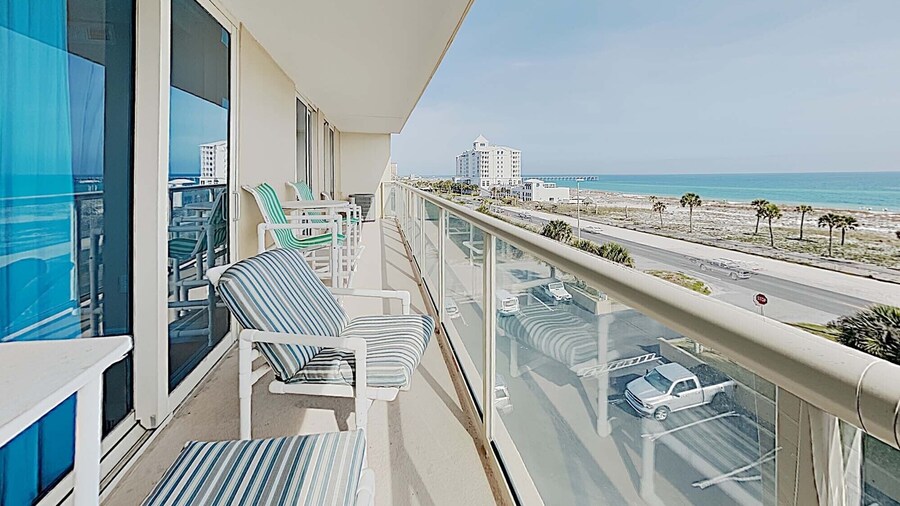 Sabine Yacht & Racquet by Southern Vacation Rentals