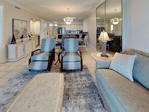 Living area - Regency Isle by Southern Vacation Rentals (Orange Beach)
