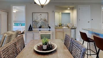 Condo, Multiple Beds, Balcony, Ocean View (#609 - No Pets) | Dining