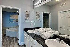 Bathroom - San Carlos by Southern Vacation Rentals (Gulf Shores)