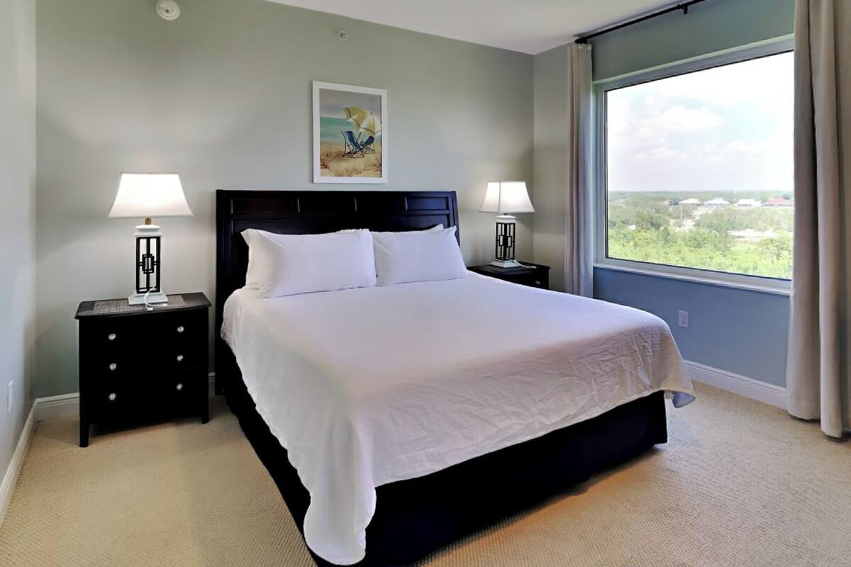 3 bedrooms, individually decorated, individually furnished, free WiFi