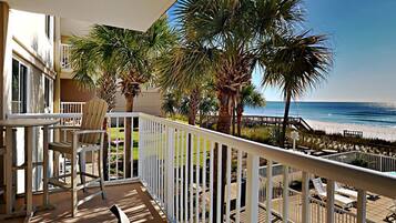 Condo, varias camas, balcón, vista al océano (#223 - No Pets) | Áreas de la propiedad