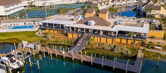Sandpiper Cove by Southern Vacation Rentals