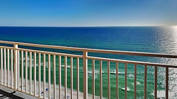 Condo, Multiple Beds, Balcony, Ocean View (#1606 - No Pets) | Property grounds