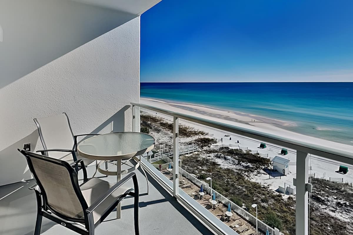 Condo, Multiple Beds, Balcony, Ocean View (#711 - No Pets) | Property grounds