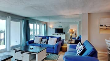 Condo (#409 - No Pets) | Living area