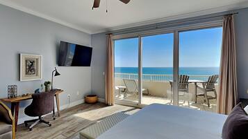 Studio (3 Bedrooms) | Sekalaista