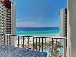 Appartamento, letti multipli, balcone, vista oceano (#1319 - No Pets Allowed) | Parco della struttura