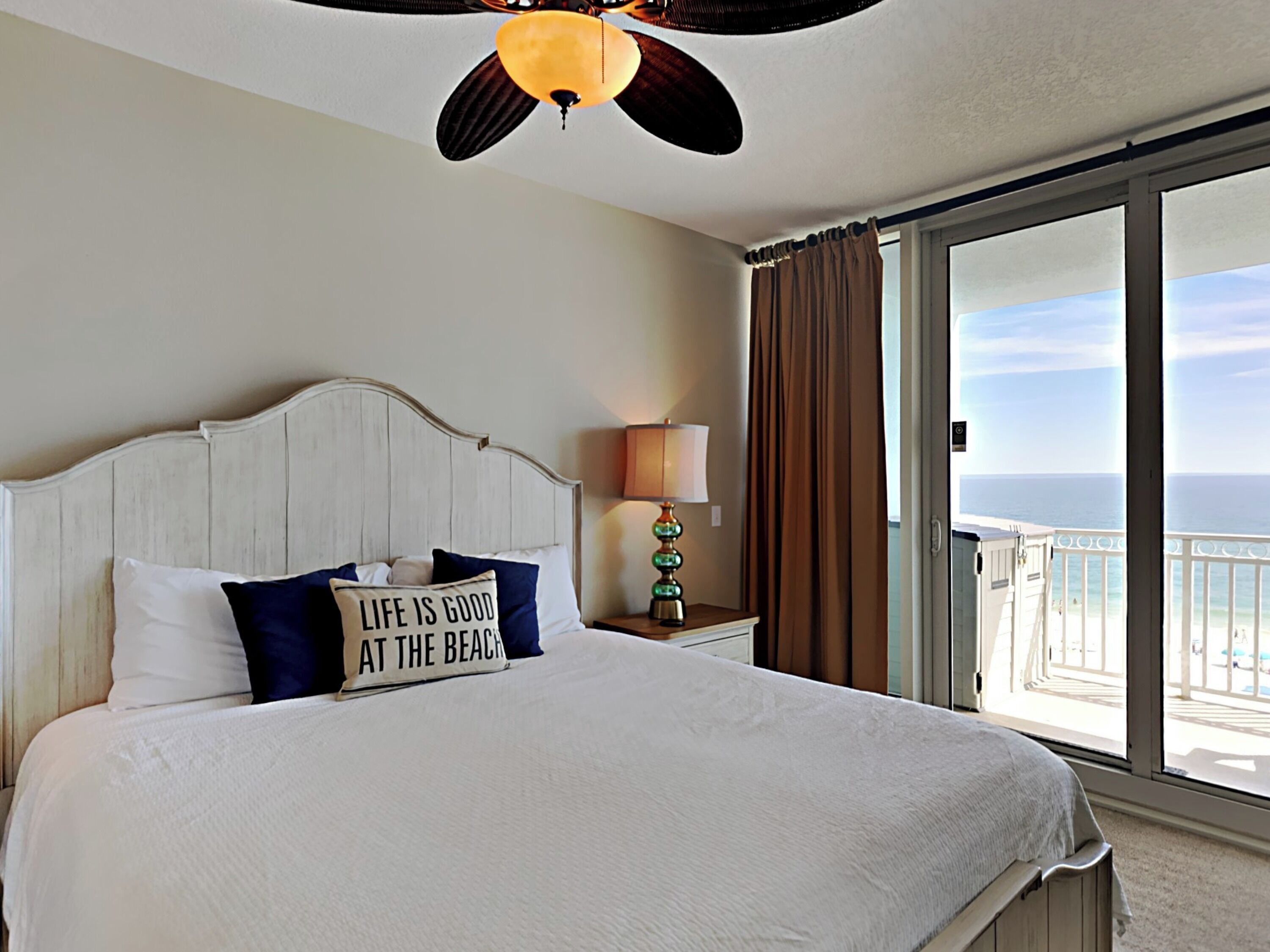 Estudio (4 Bedrooms) | Miscelánea