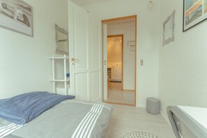 Standard-íbúð | 3 svefnherbergi, sérhannaðar innréttingar, sérvalin húsgögn, skrifborð