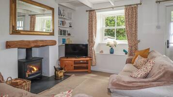 Cottage | Living area