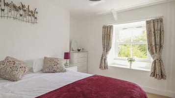 2 habitaciones, decoración personalizada y muebles diferentes