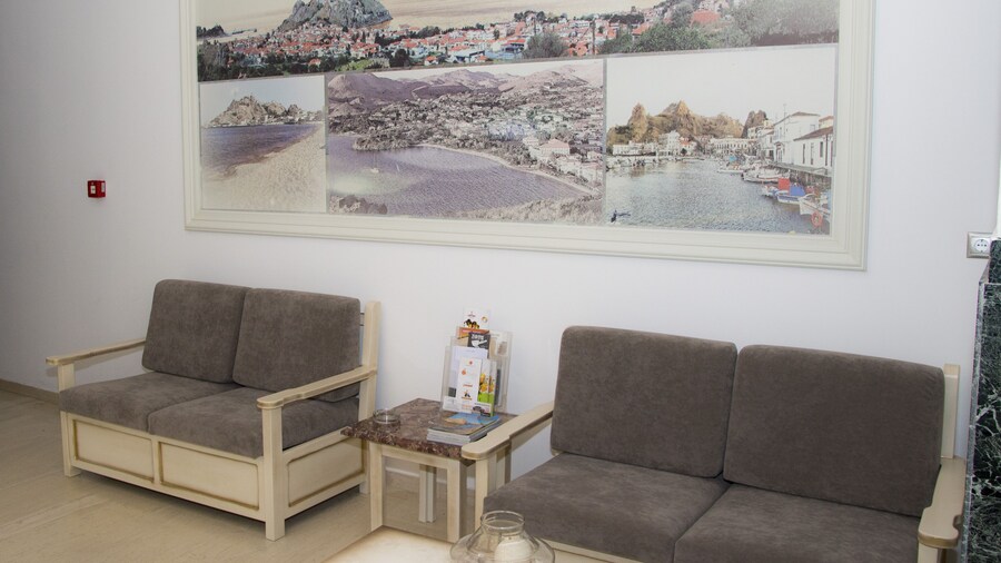Astron Hotel