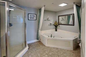 Condo, Multiple Beds, Balcony, Ocean View (#416 - No Pets) | Interior