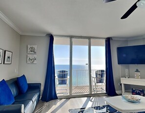 Apartment, Mehrere Betten, Balkon, Meerblick (#1501 - No Pets) | Wohnbereich