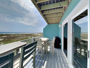 Appartement, meerdere bedden, balkon, uitzicht op oceaan (#D - No Pets Allowed) | Terrein van de accommodatie
