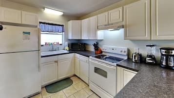 Condo, Multiple Beds, Balcony (#A4 - No Pets) | Private kitchen | Fridge, microwave, oven, stovetop