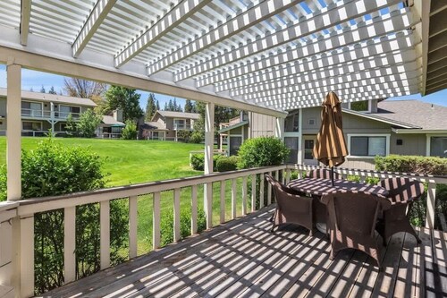 Done Putt Inn - 51 Aspen Circle