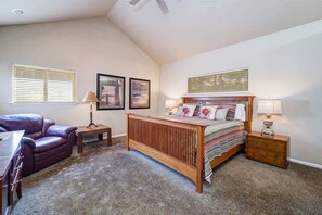 3 Schlafzimmer, Bügeleisen/Bügelbrett, WLAN, Bettwäsche